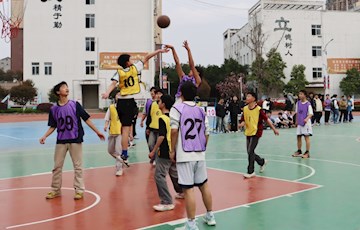 青春无畏，逐梦“篮”途——安居职中…